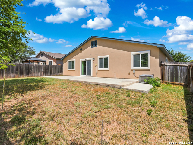 10203 Relic Oaks Property Photo 26