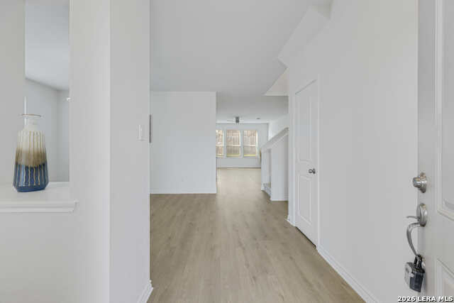 137 W Local Wave Property Photo 3