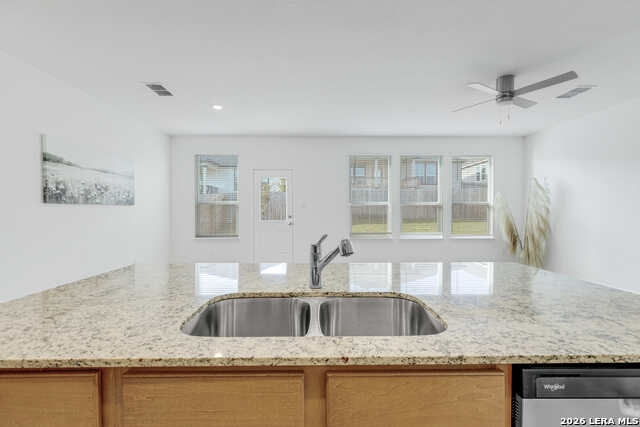 137 W Local Wave Property Photo 14