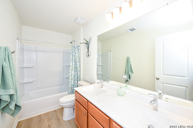 137 W Local Wave Property Photo 19