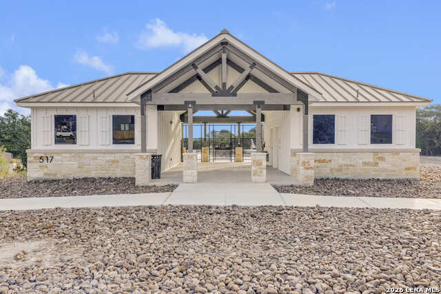 137 W Local Wave Property Photo 41