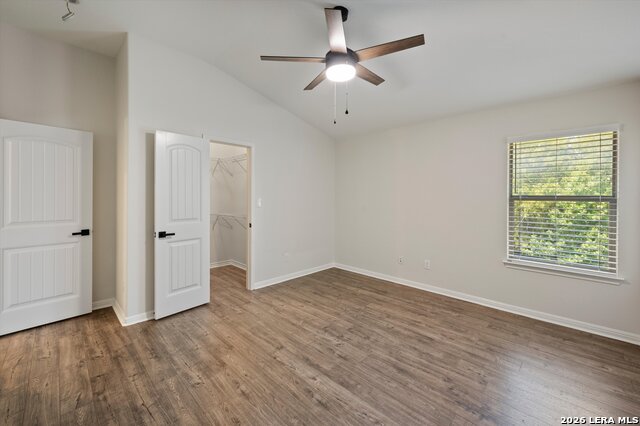 10936 Short Springs Dr Property Photo 23
