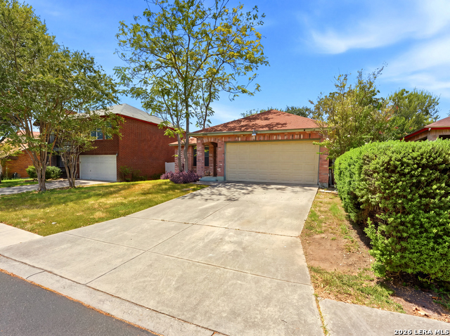 13915 Grove Patch Property Photo 3