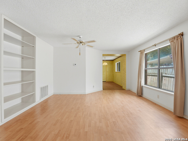13915 Grove Patch Property Photo 7