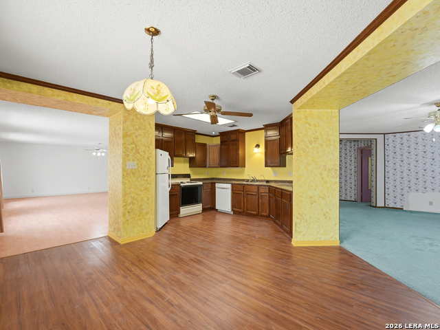 13915 Grove Patch Property Photo 17