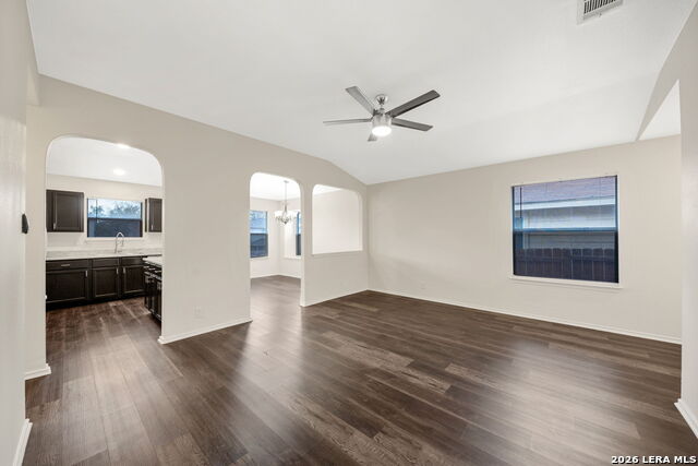 659 Rattler Blf Property Photo 6