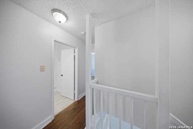 10207 Aurora Fld Property Photo 24