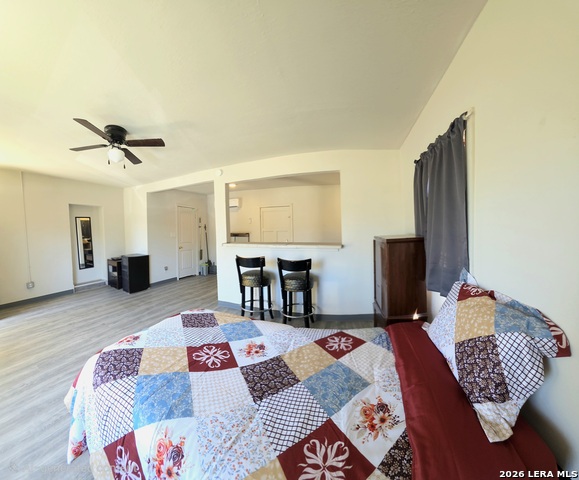 1211 Gladstone Property Photo 2