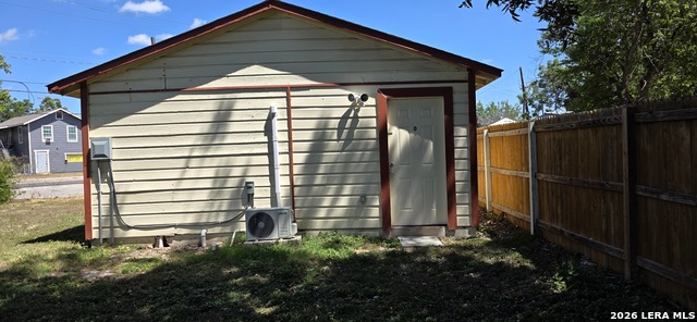 1211 Gladstone Property Photo 18