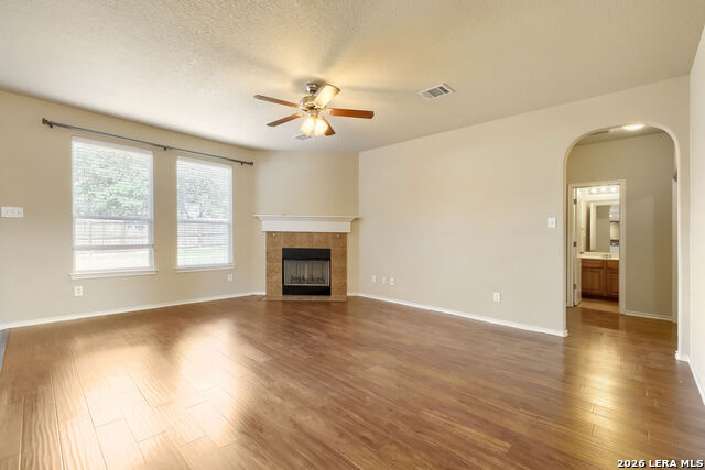 606 Point Mdw Property Photo 4
