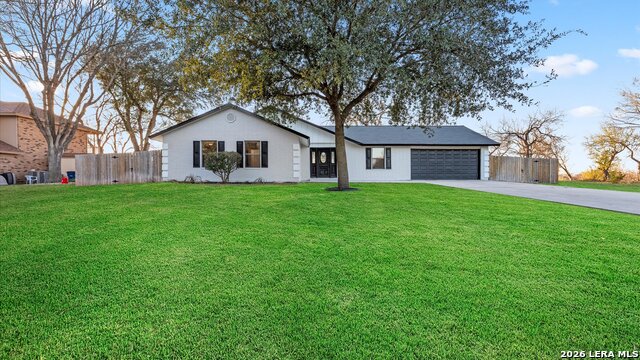 300 Ridge Crest Dr Property Photo 1