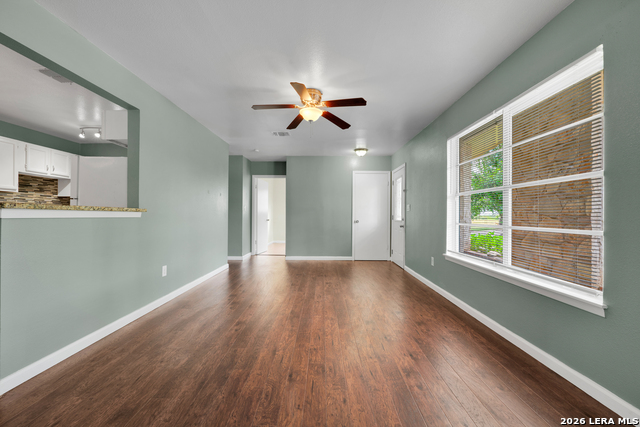 417 E Lindbergh Blvd Property Photo 3