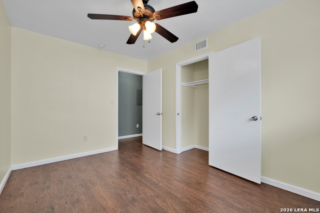 417 E Lindbergh Blvd Property Photo 11