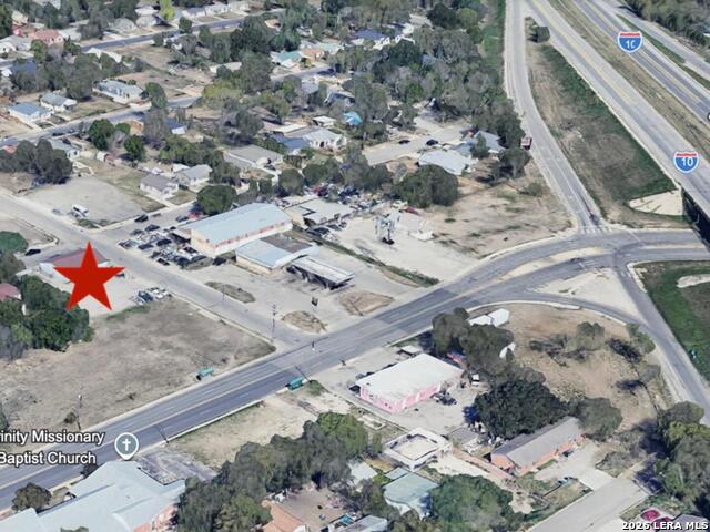 303 Bellinger St Property Photo 2