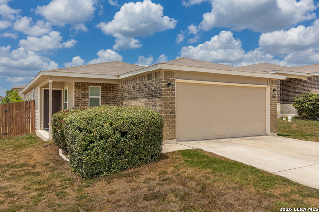 10203 Reyes Hts Property Photo 2
