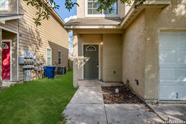 7802 Kingsbury Way Property Photo 3