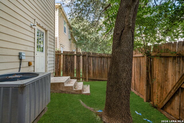 7802 Kingsbury Way Property Photo 24