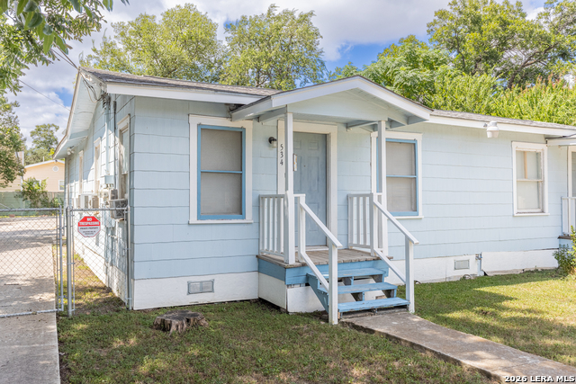 534 Walton Ave Property Photo 3