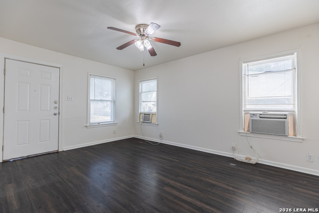 534 Walton Ave Property Photo 6