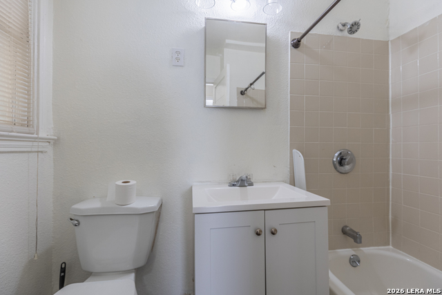 534 Walton Ave Property Photo 14