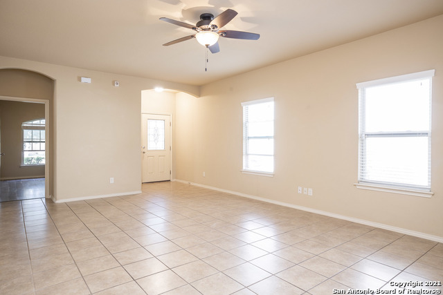 433 Stonebrook Dr Property Photo 33