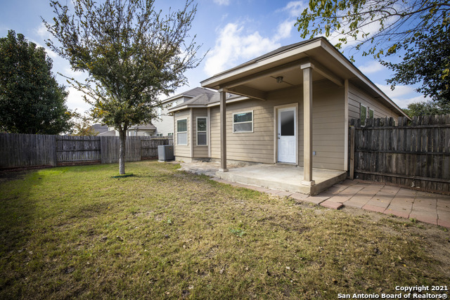 433 Stonebrook Dr Property Photo 36