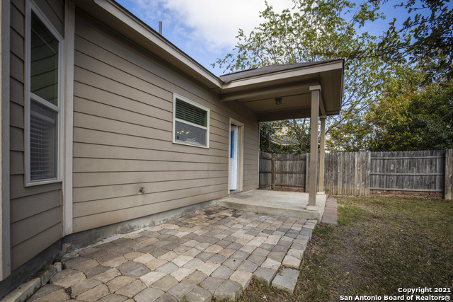 433 Stonebrook Dr Property Photo 39