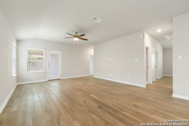 1220 Ella Xing Property Photo 6