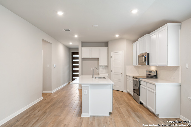 1220 Ella Xing Property Photo 10