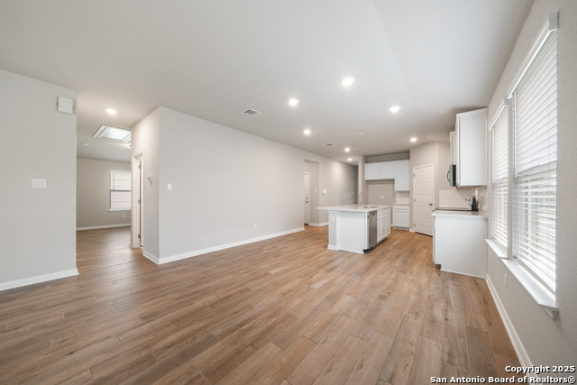 1220 Ella Xing Property Photo 14