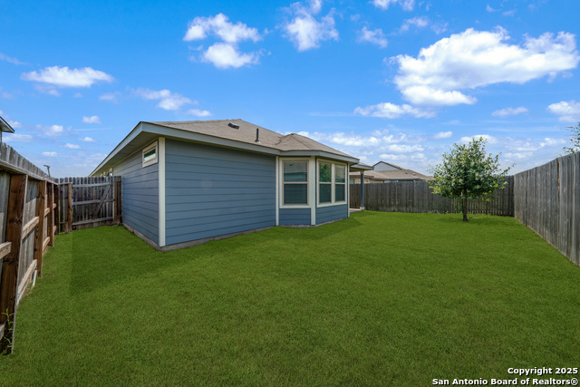 1220 Ella Xing Property Photo 26