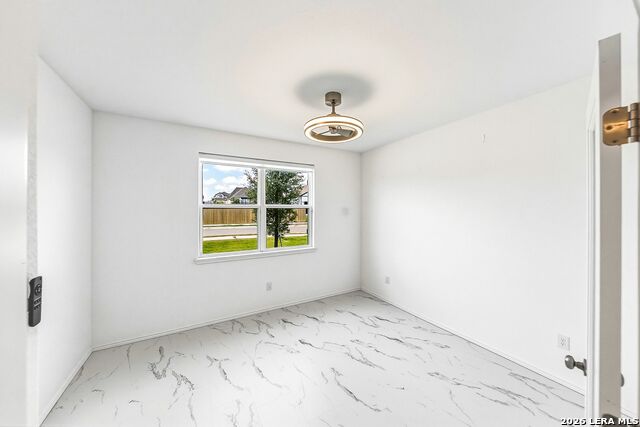 207 Brook Shadow Property Photo 15
