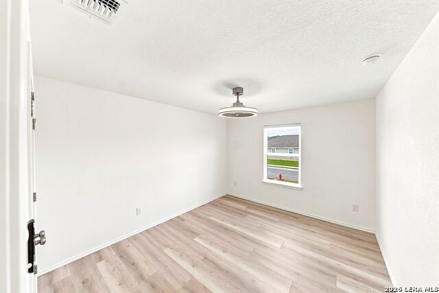 207 Brook Shadow Property Photo 38