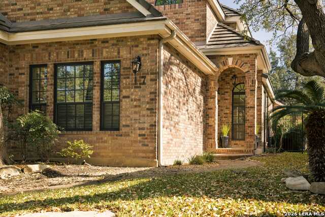 17 Burnham Gln Property Photo 2