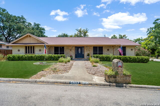 5902 Northgap St Property Photo 1