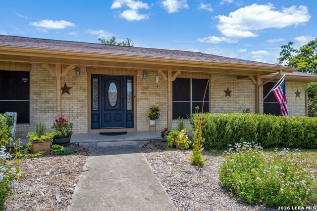 5902 Northgap St Property Photo 6