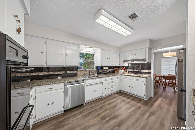 5902 Northgap St Property Photo 12