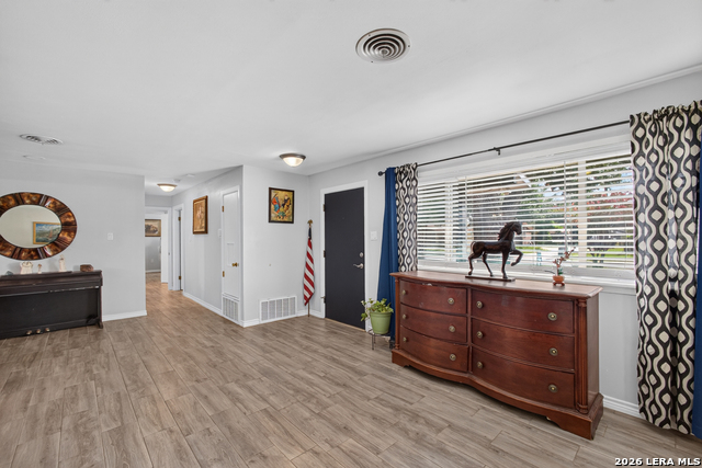 209 Greenlawn Ave Property Photo 8