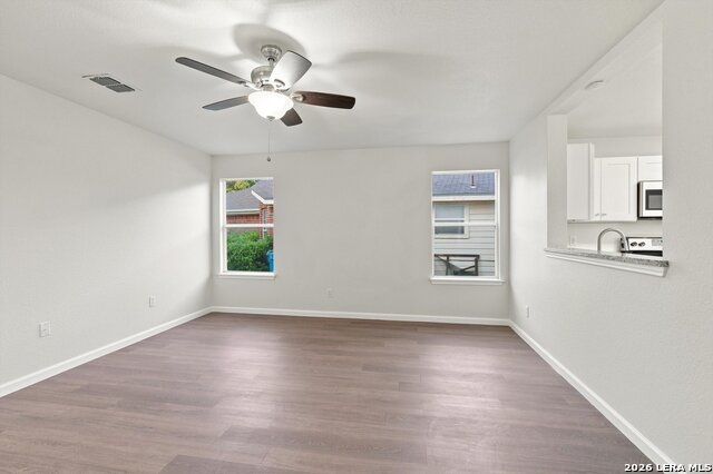 6814 Freedom Rdg Property Photo 3