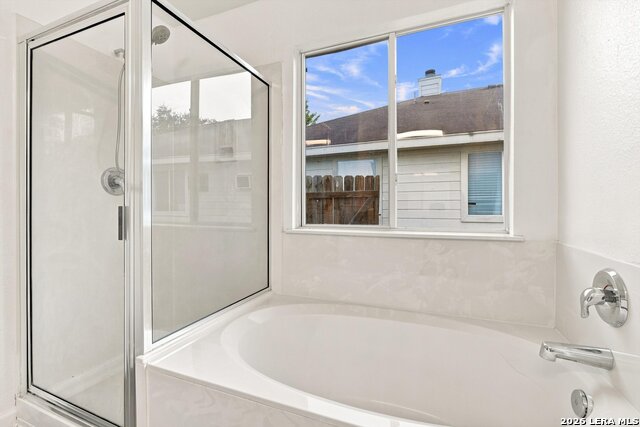 6814 Freedom Rdg Property Photo 10