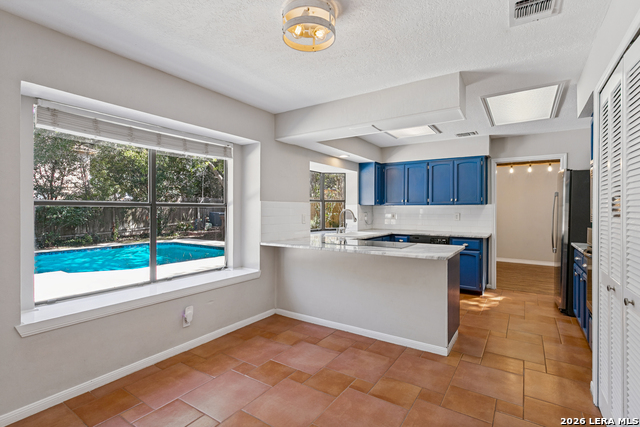 20019 Encino Royale St Property Photo 16