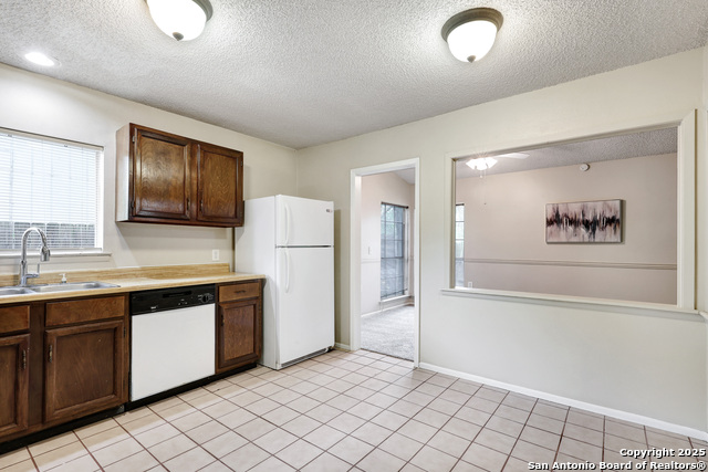 8026 Valley Trail Property Photo 10