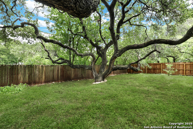 8026 Valley Trail Property Photo 24