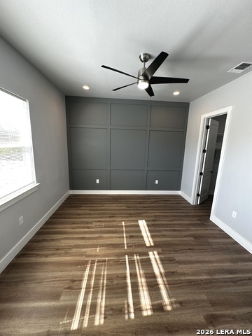 327 Ebner Street Property Photo 12