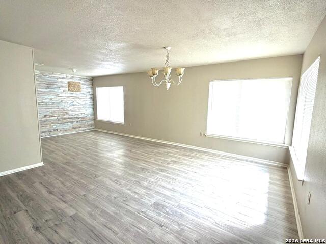16503 Fox Den Property Photo 2