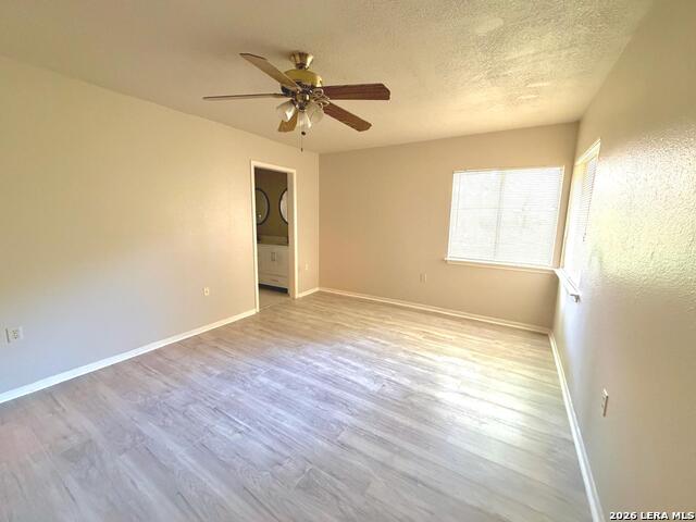 16503 Fox Den Property Photo 6