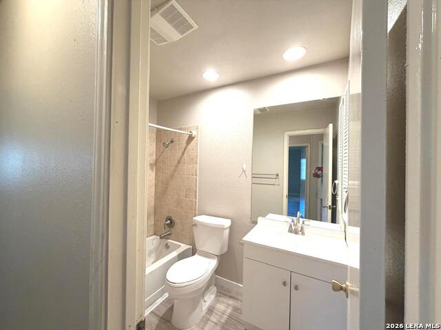 16503 Fox Den Property Photo 11