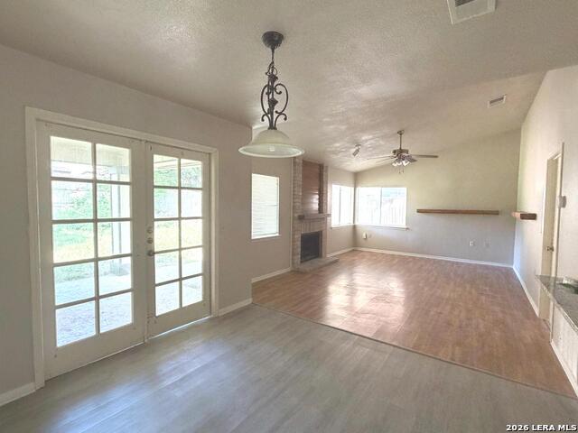 16503 Fox Den Property Photo 12