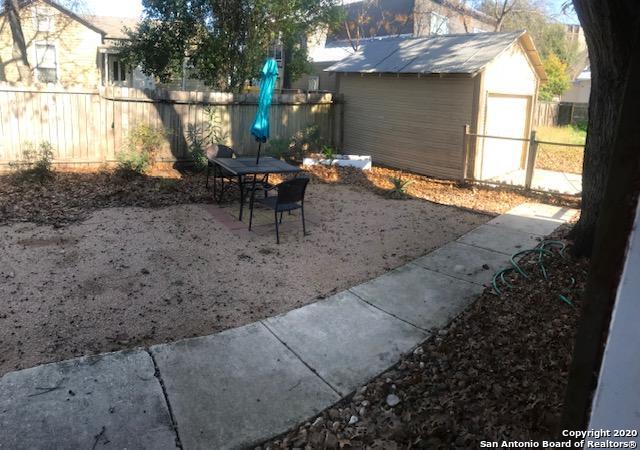 305 Barrera St Property Photo 11