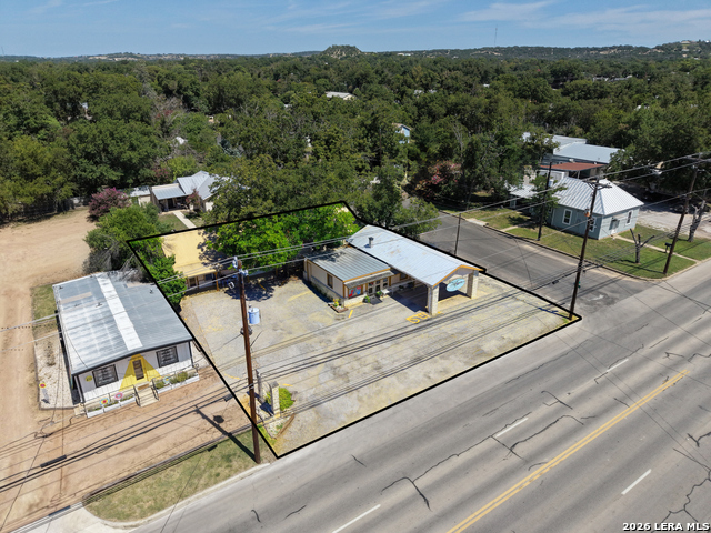 812 N Llano St Property Photo 36